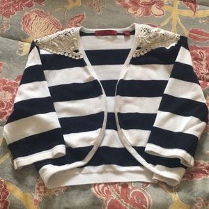 Stripped midarm cardigan w/ embellished shoulder
